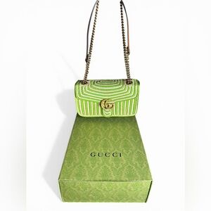 Gucci Raffia Small GG Marmont Green Shoulder Bag